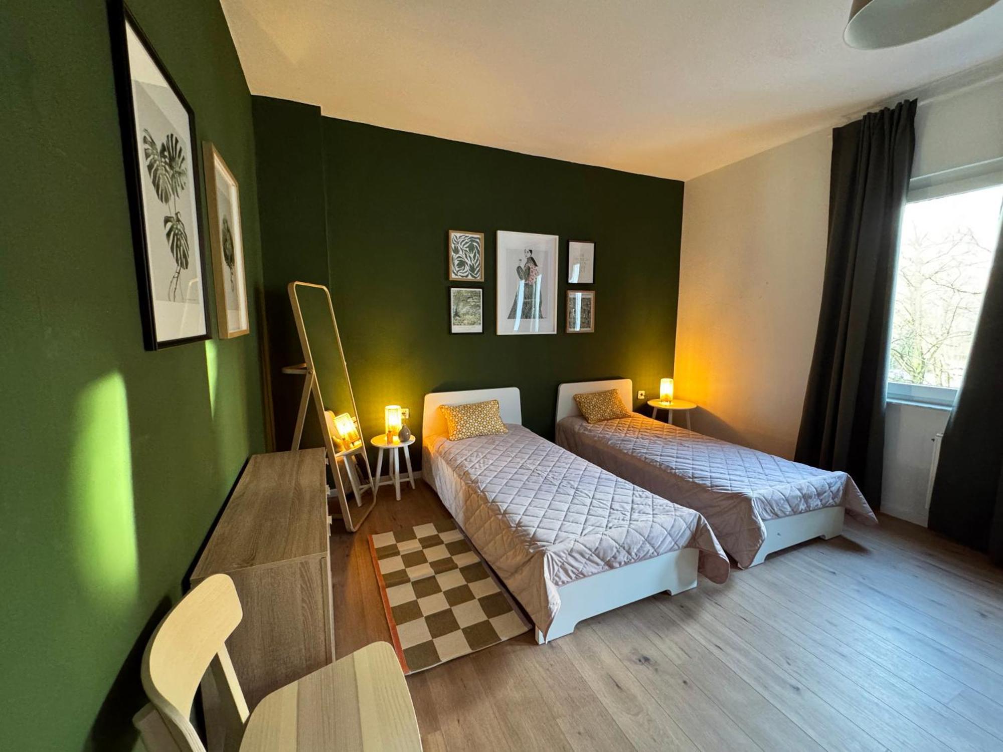 Big Apartment With Parking, 30 Min To Duesseldorf Duisburg Exterior photo